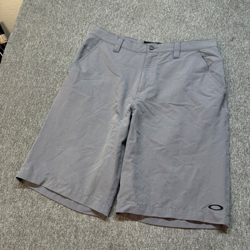 Oakley Mens Gray Golf Shorts Flat Front Performance Activewear Size 34W